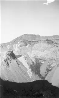 small_crater lake 66.webp